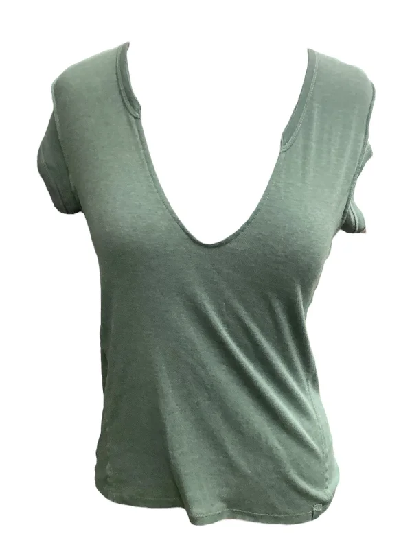 Top Short Sleeve By We The Free In Green, Size: Xs